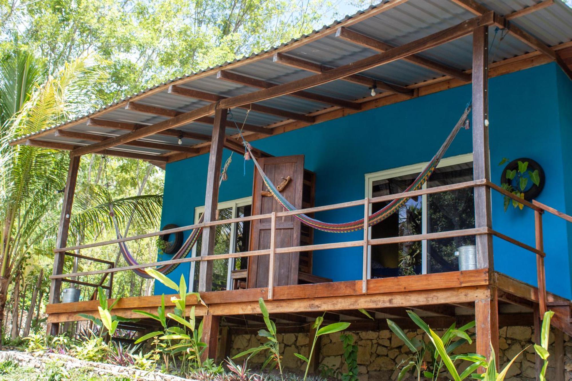 Alice Guesthouse El Remate Exterior foto